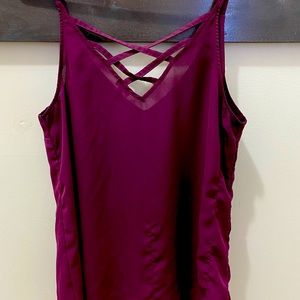 Crossed back tank
